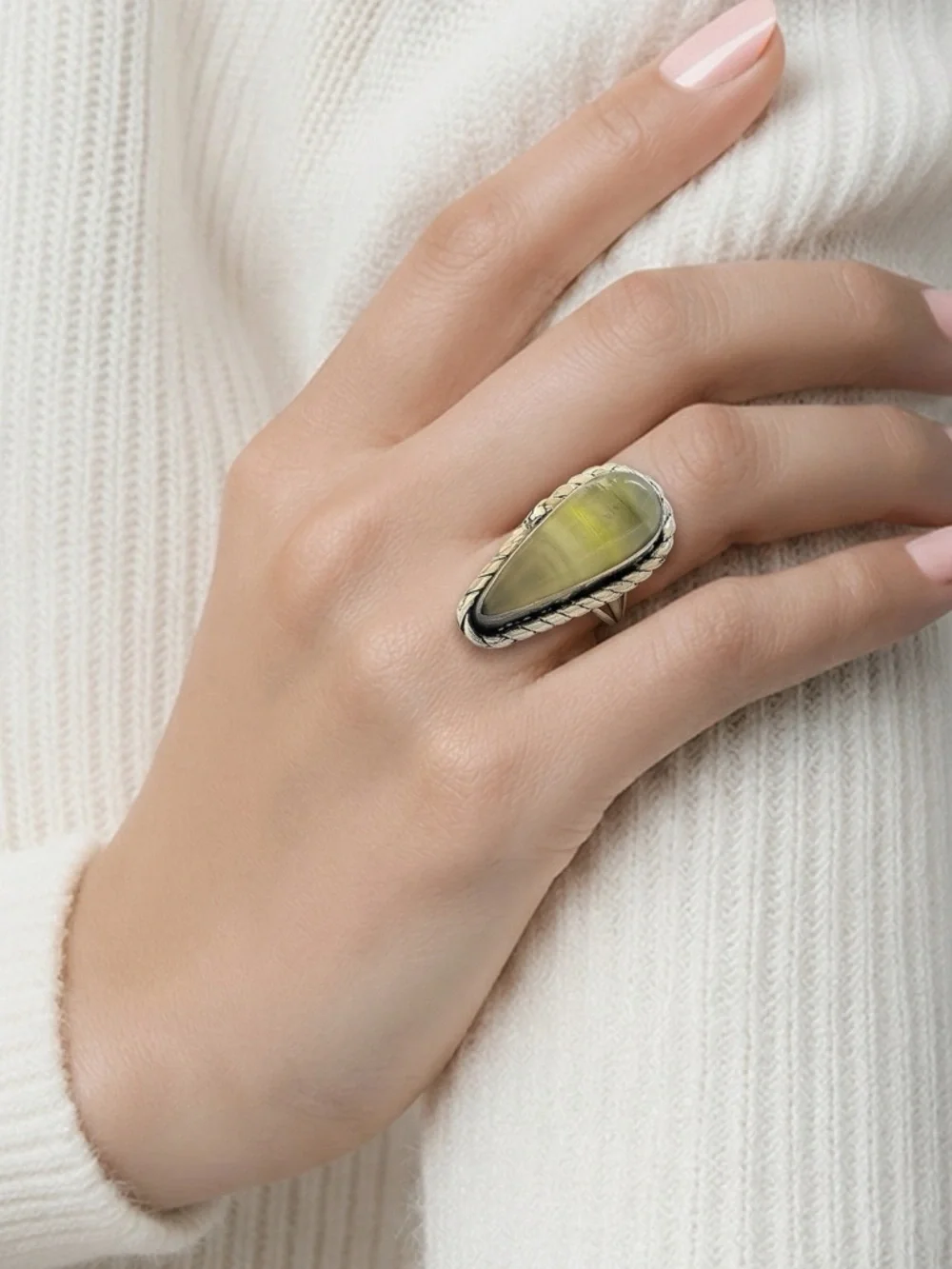 💕 Hand made Silver plated Adjustable Green‎ Yellow Fluorite Oval Gemstone Ring